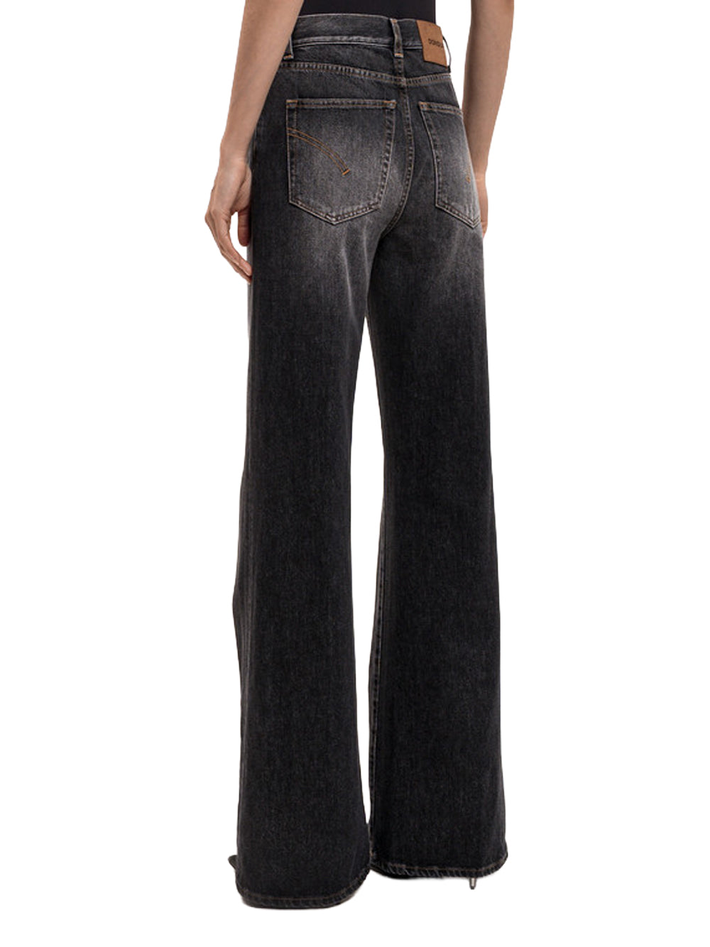 6aad16b49820e.jpg